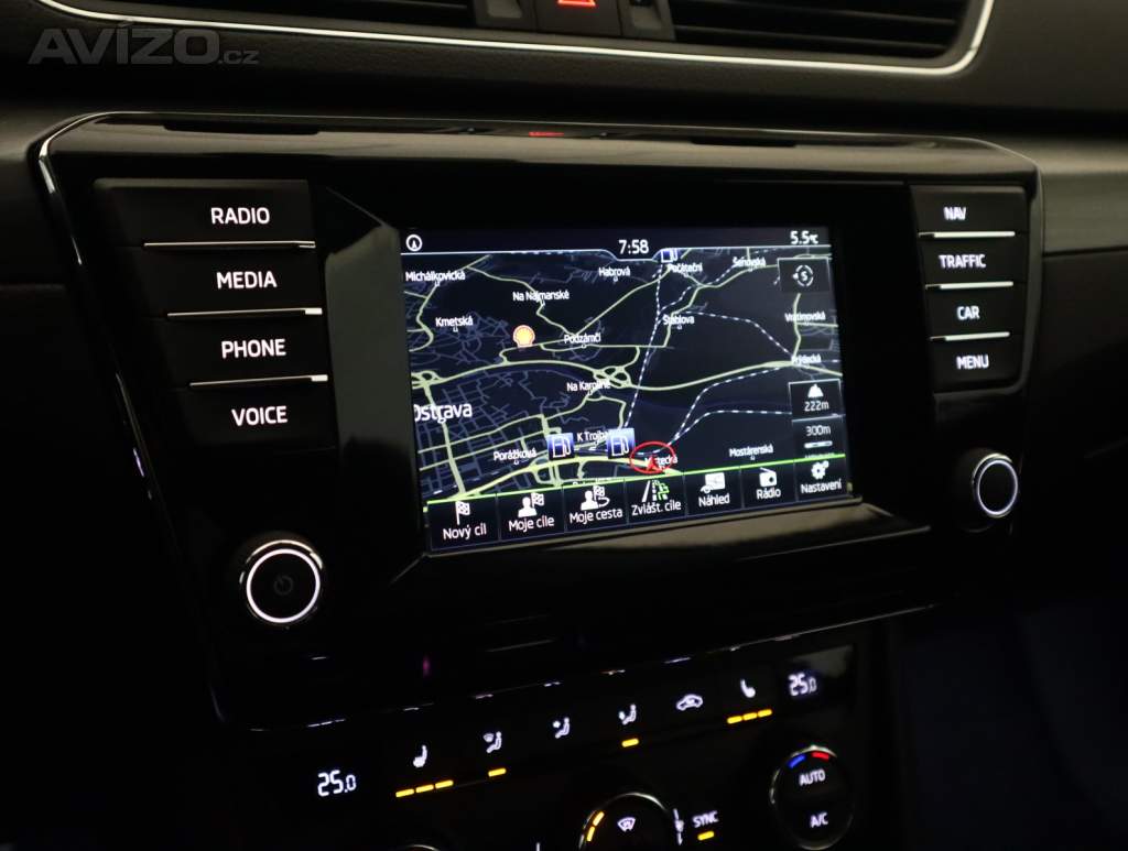 Foto inzerátu Škoda Superb 2.0 TDI