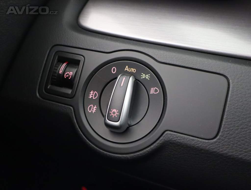 Foto inzerátu Volkswagen Passat 1.8 TSI