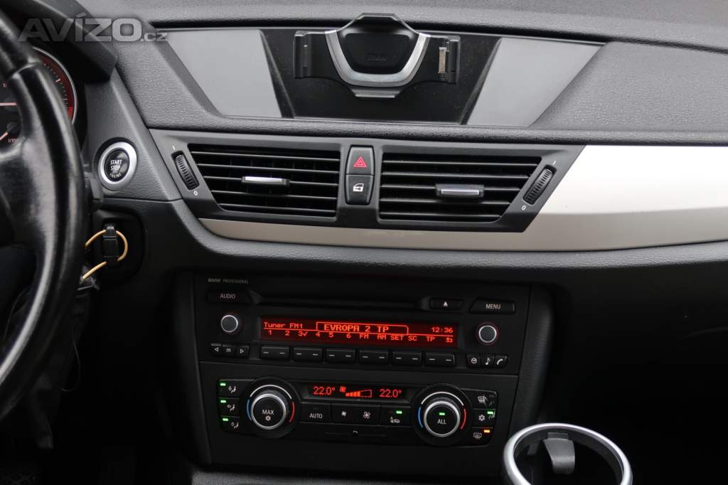 Foto inzerátu BMW X1 sDrive18d