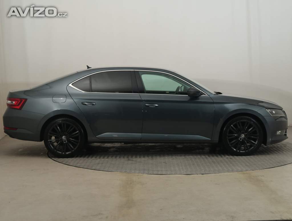 Foto inzerátu Škoda Superb 2.0 TDI