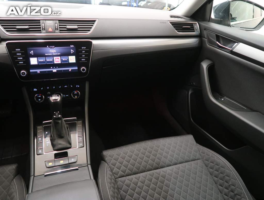 Foto inzerátu Škoda Superb 2.0 TDI