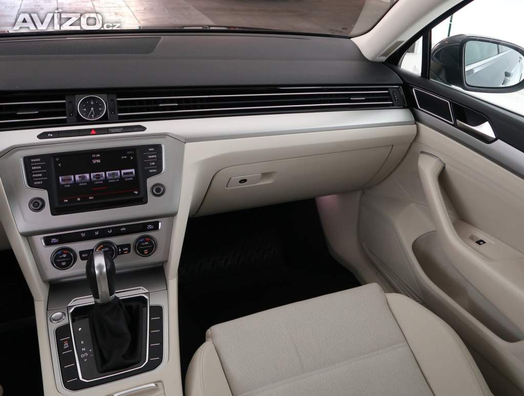 Foto inzerátu Volkswagen Passat 1.6 TDI