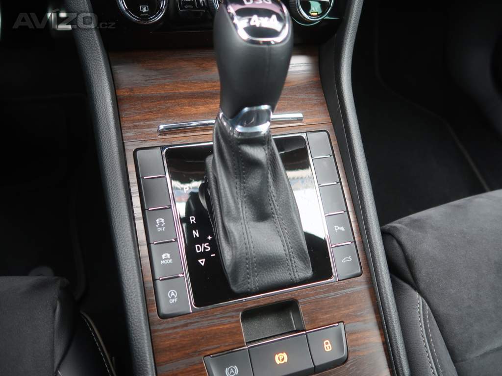 Foto inzerátu Škoda Superb 2.0 TDI