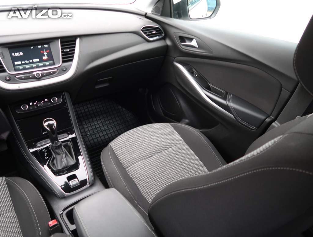 Foto inzerátu Opel Grandland 1.2 Turbo