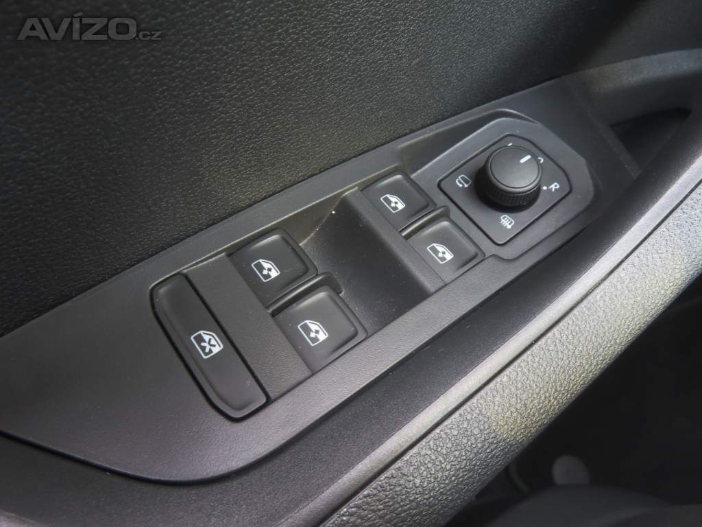 Foto inzerátu Škoda Karoq 1.5 TSI