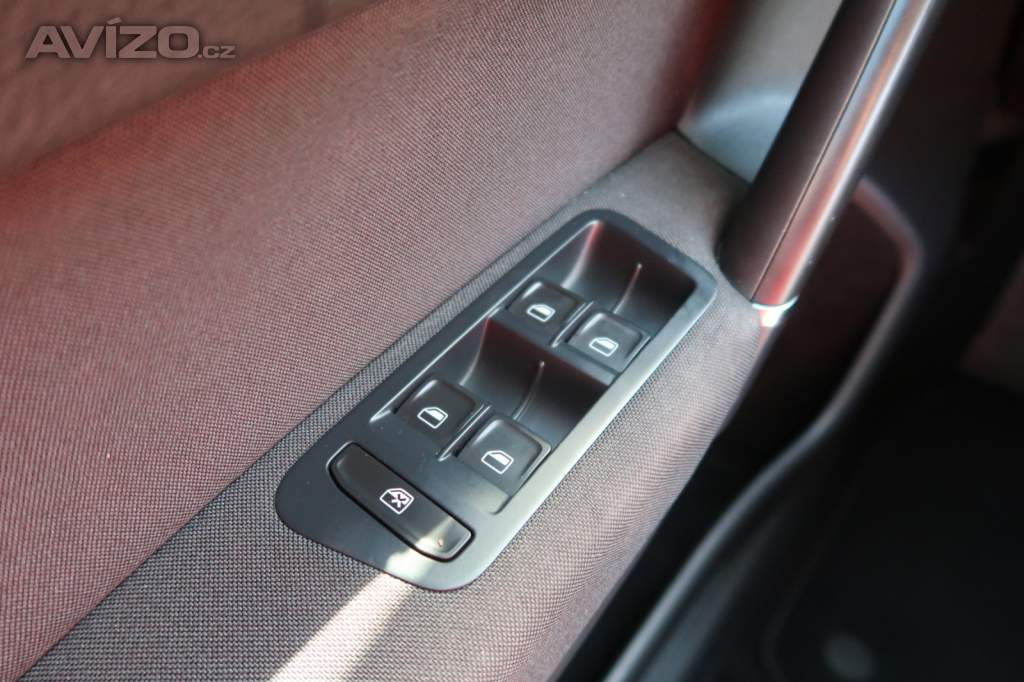 Foto inzerátu Volkswagen Golf Sportsvan 1.2 TSI