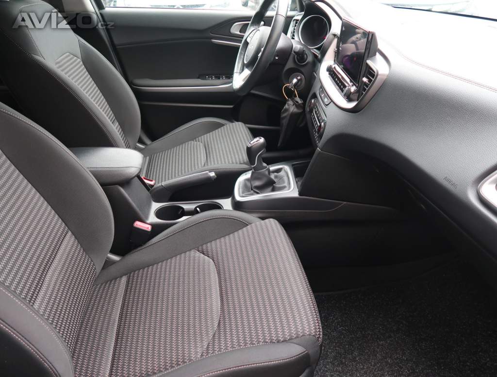 Foto inzerátu Kia Ceed 1.5 T-GDI