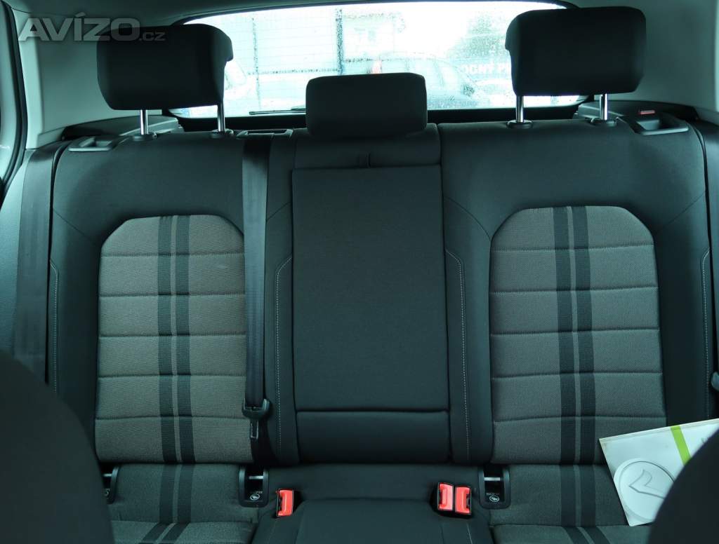 Foto inzerátu Volkswagen Golf 1.6 TDI