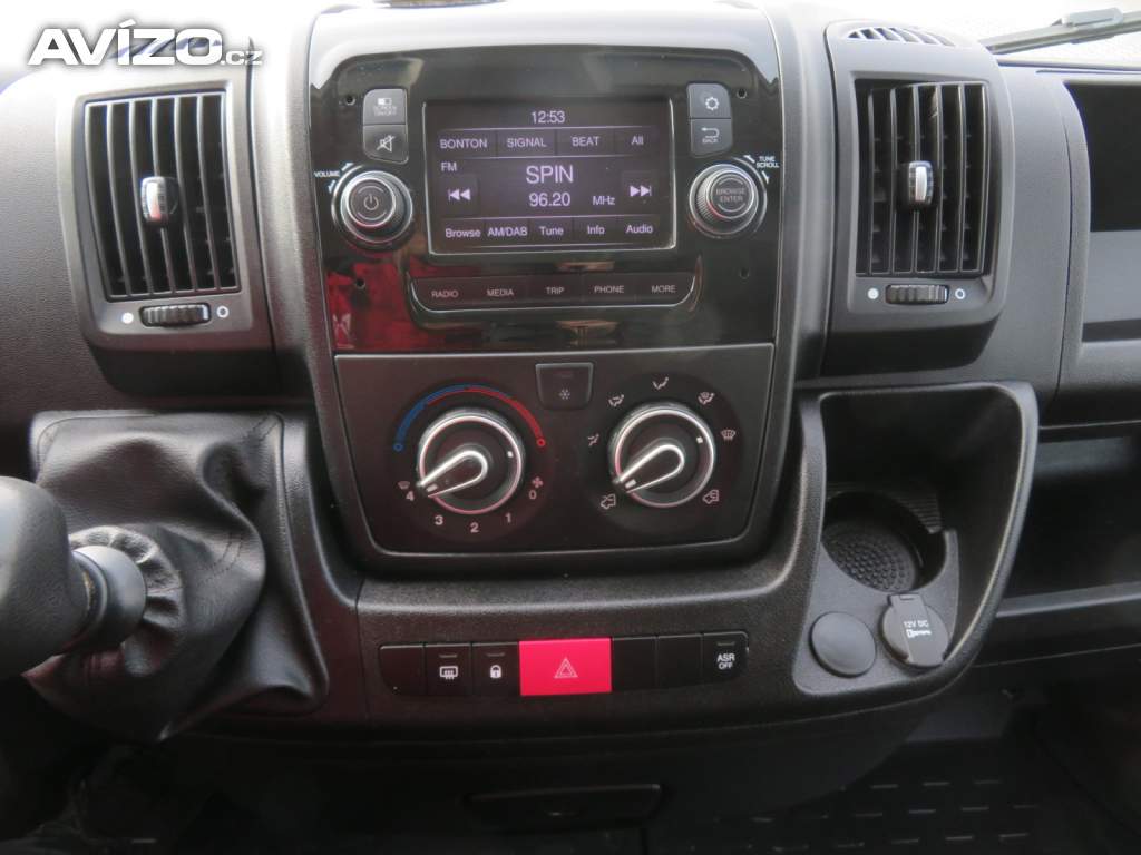 Foto inzerátu Peugeot Boxer 2.2 BlueHDi