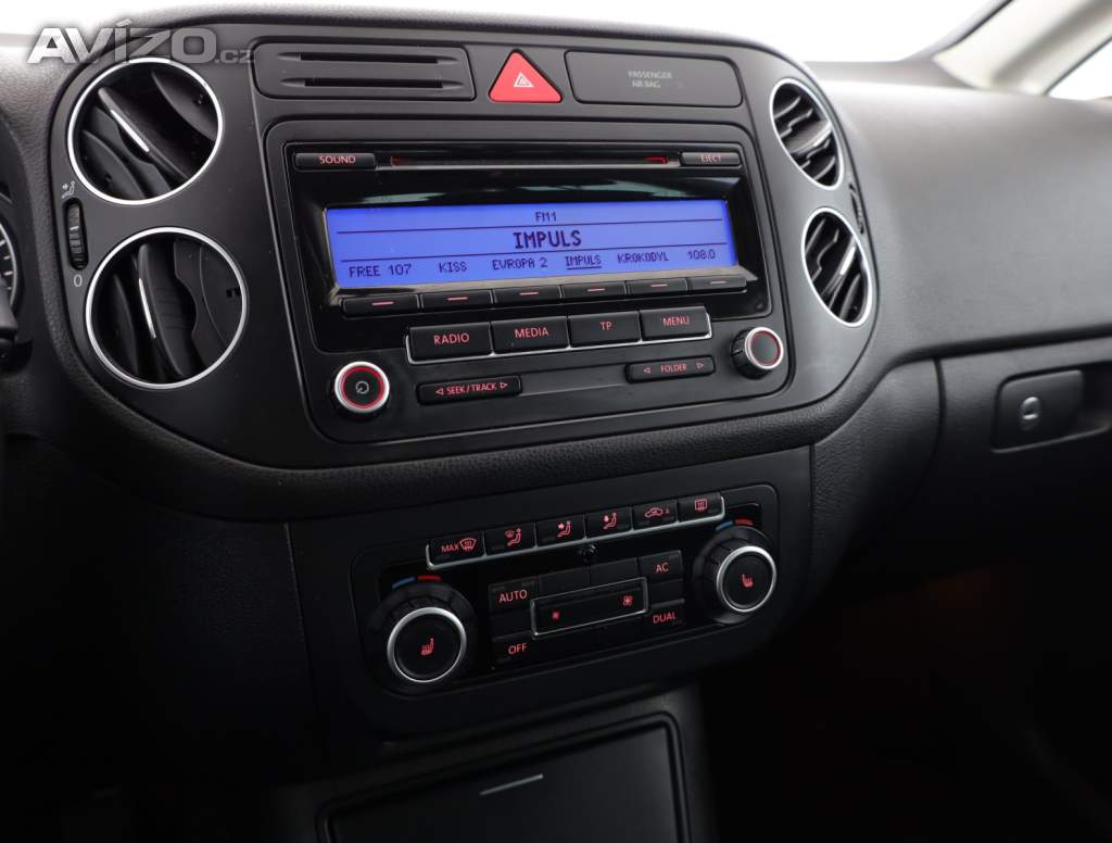 Foto inzerátu Volkswagen Golf 1.6 TDI