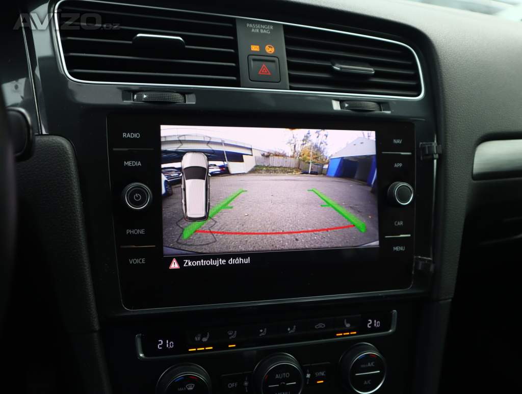 Foto inzerátu Volkswagen Golf 2.0 TDI