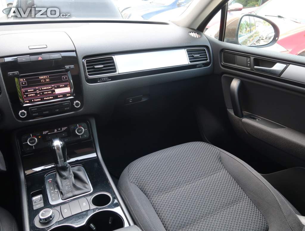 Foto inzerátu Volkswagen Touareg 3.0 TDI