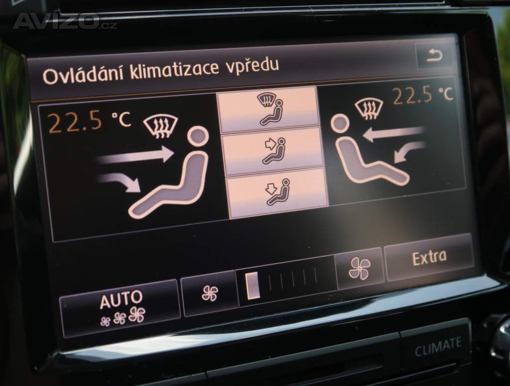 Foto inzerátu Volkswagen Touareg 3.0 TDI