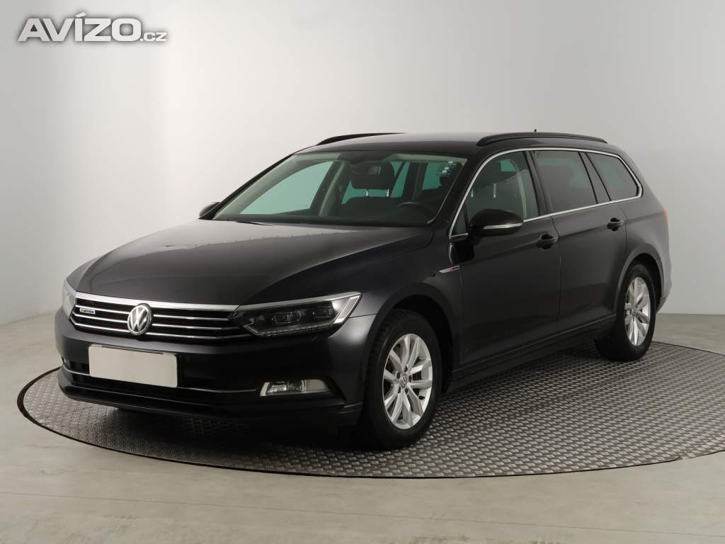 Foto inzerátu Volkswagen Passat 2.0 TDI