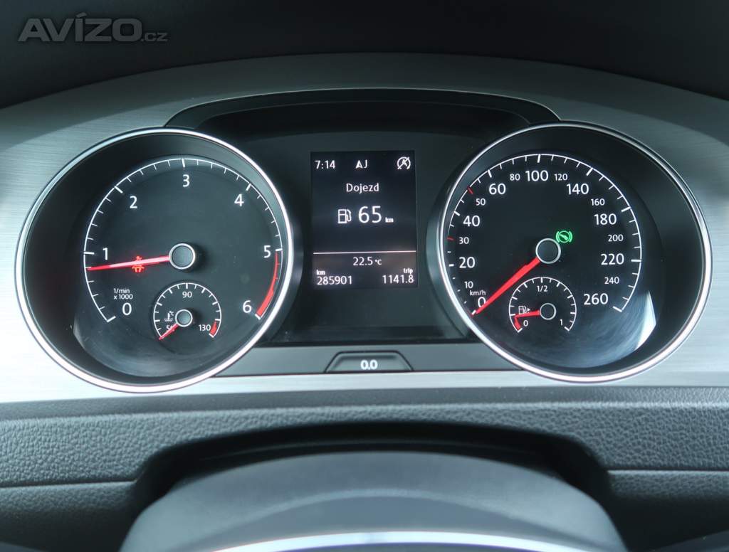 Foto inzerátu Volkswagen Golf 2.0 TDI