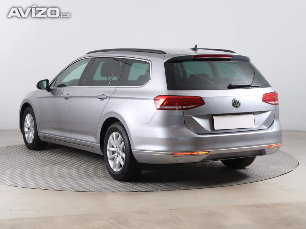 Foto inzerátu Volkswagen Passat 1.6 TDI