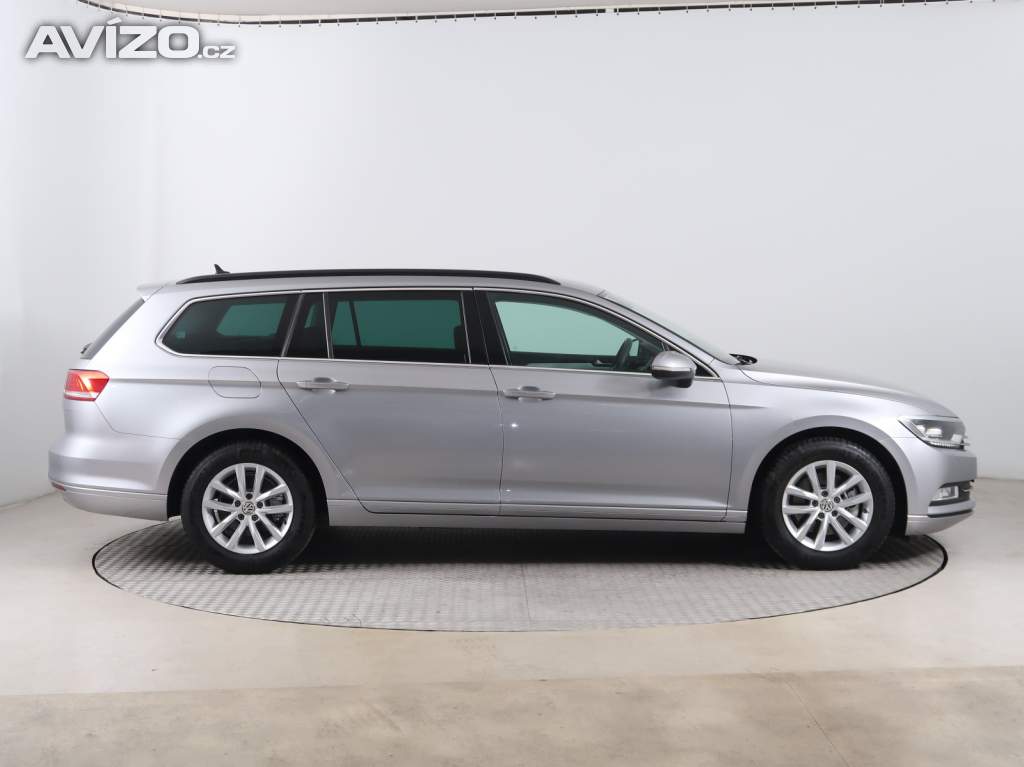 Foto inzerátu Volkswagen Passat 1.6 TDI