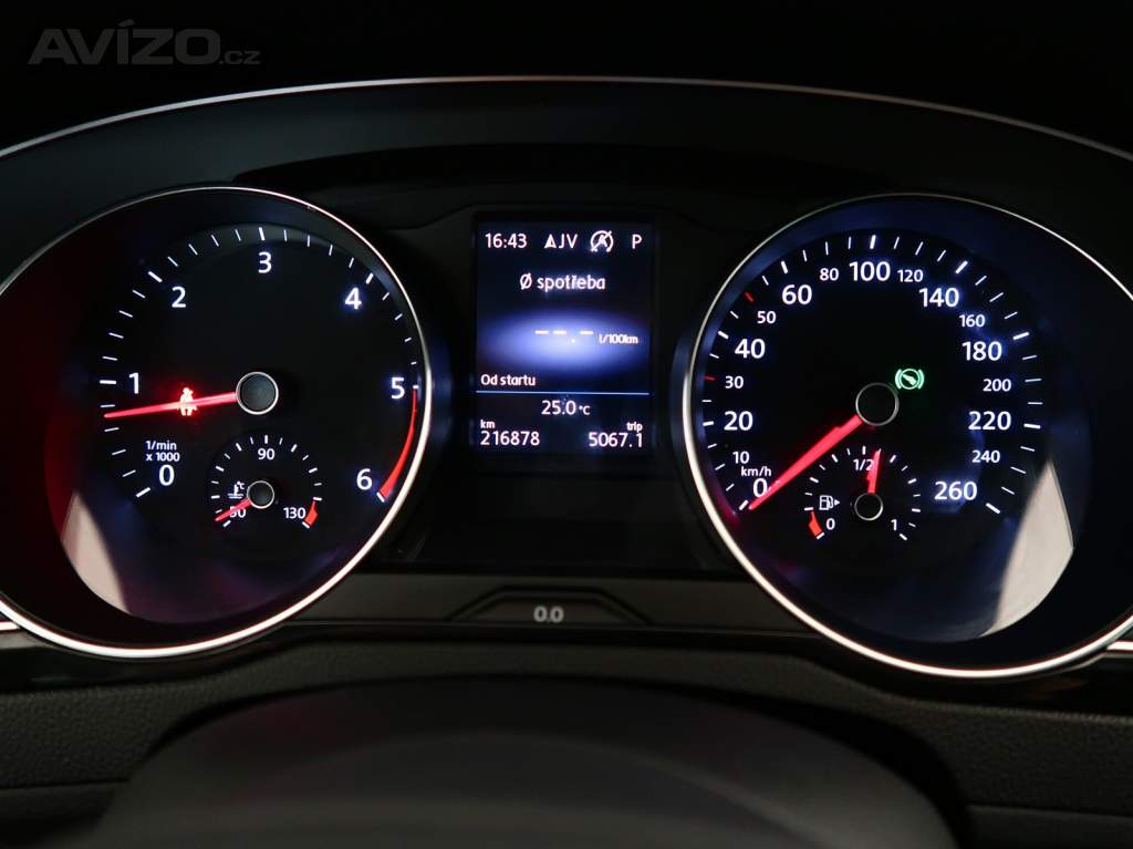 Foto inzerátu Volkswagen Passat 1.6 TDI