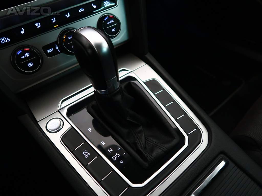 Foto inzerátu Volkswagen Passat 1.6 TDI