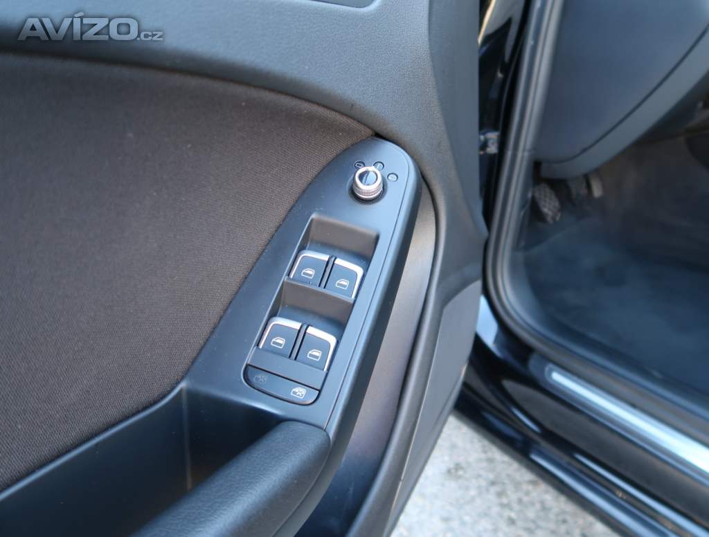 Foto inzerátu Audi A4 3.0 TDI