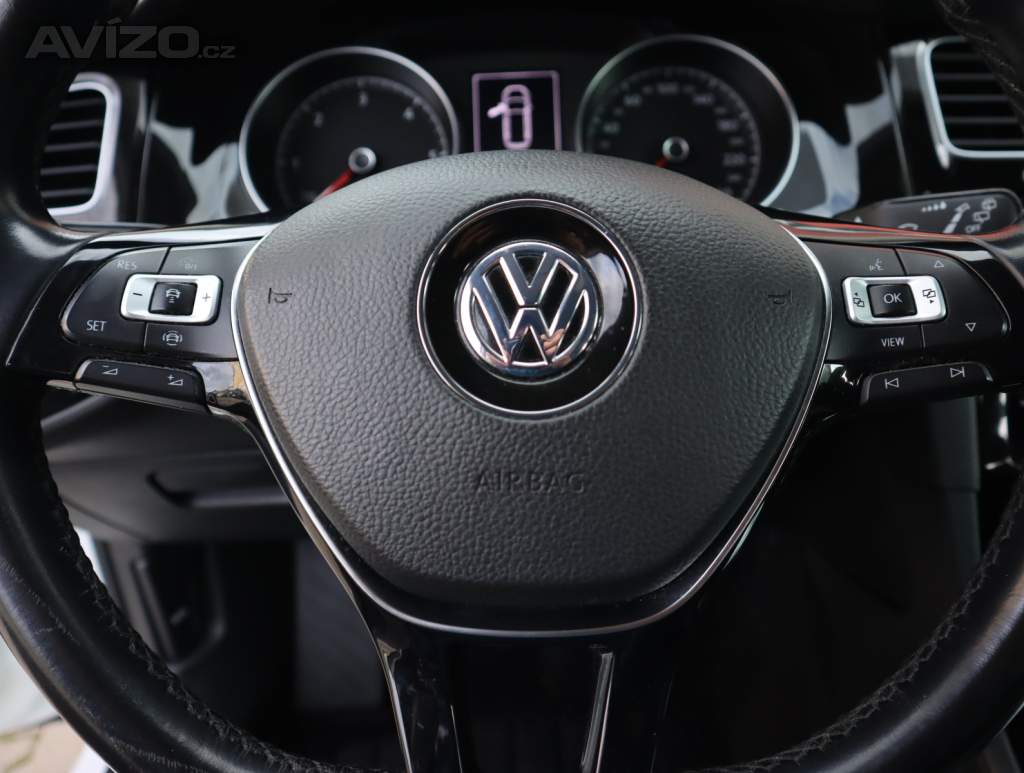 Foto inzerátu Volkswagen Golf 2.0 TDI