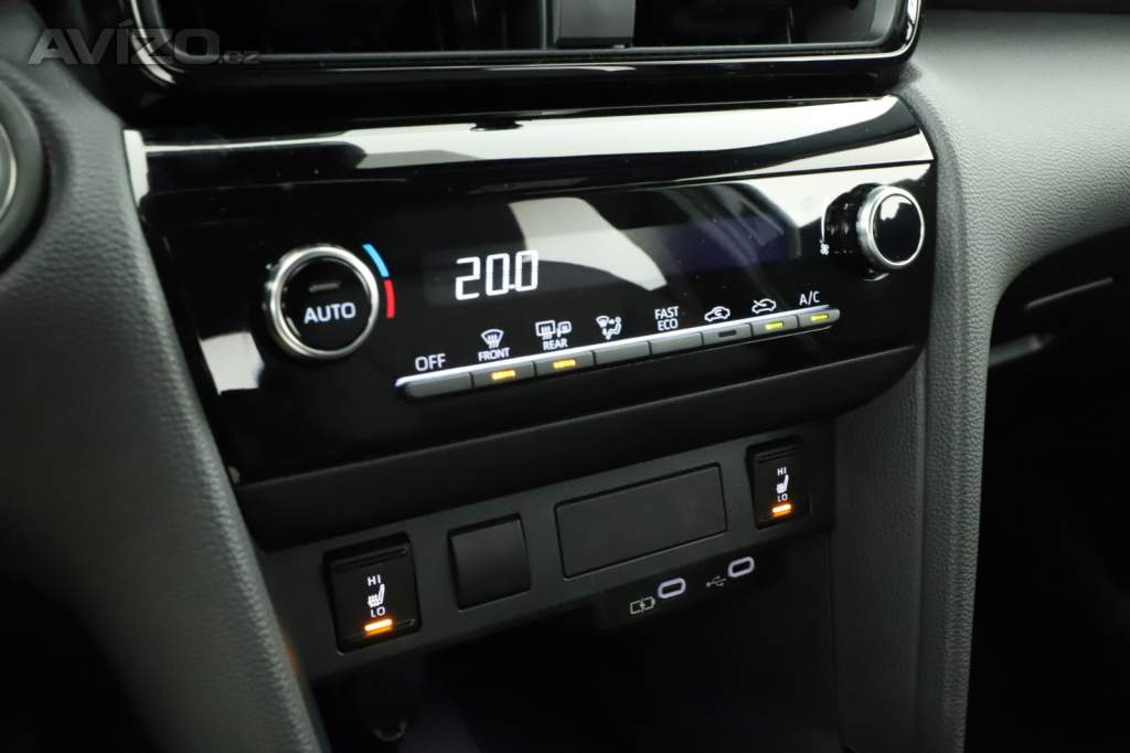 Foto inzerátu Toyota Yaris Cross 1.5 VVT-iE