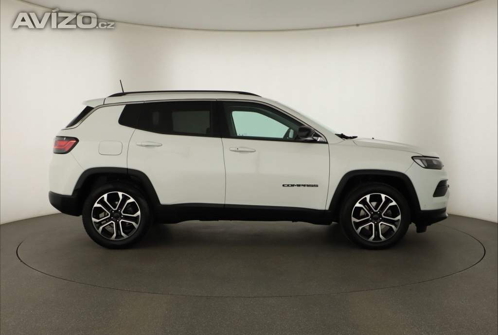 Foto inzerátu Jeep Compass 1.3 T-GDI