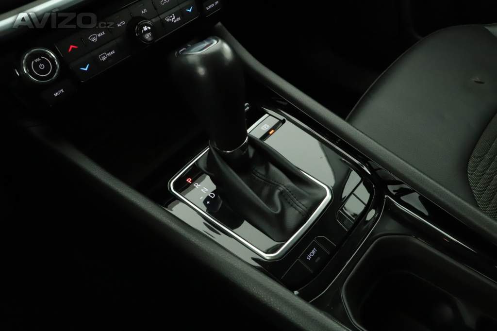 Foto inzerátu Jeep Compass 1.3 T-GDI