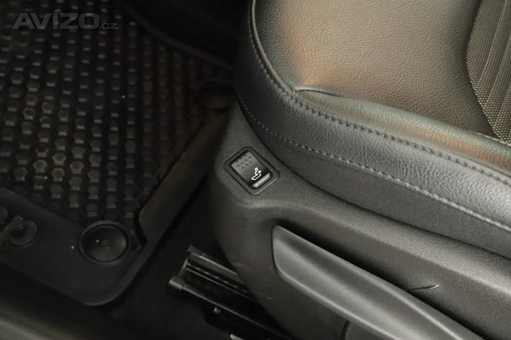 Foto inzerátu Jeep Compass 1.3 T-GDI