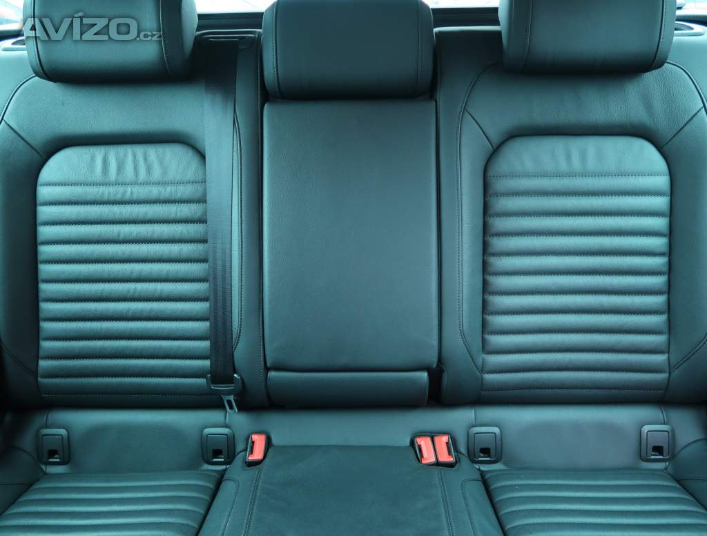 Foto inzerátu Volkswagen Passat 1.6 TDI