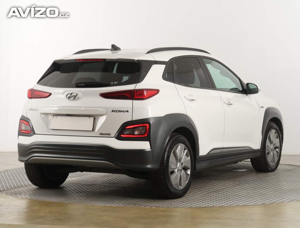 Foto inzerátu Hyundai Kona Electric 64 kWh