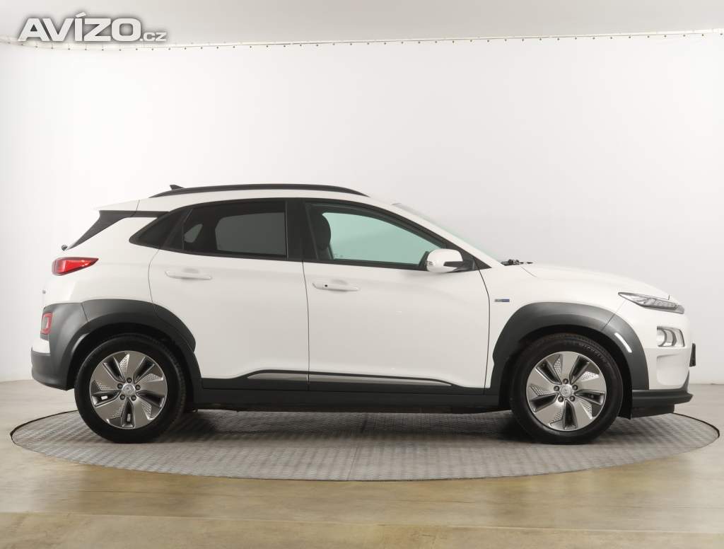 Foto inzerátu Hyundai Kona Electric 64 kWh