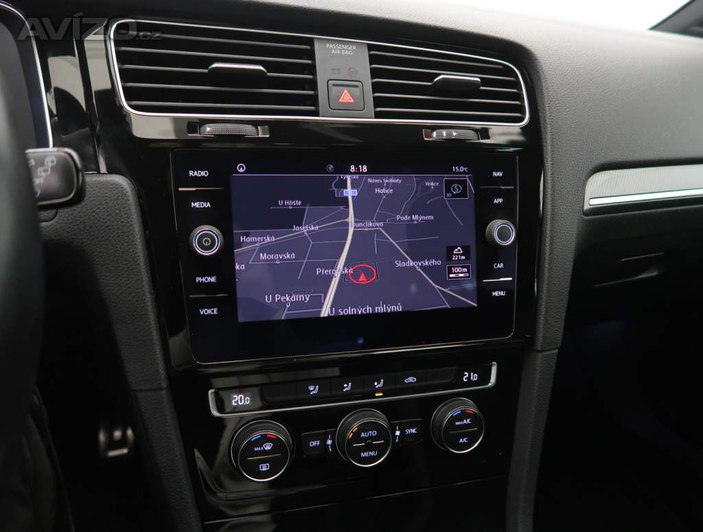 Foto inzerátu Volkswagen Golf 1.5 TSI