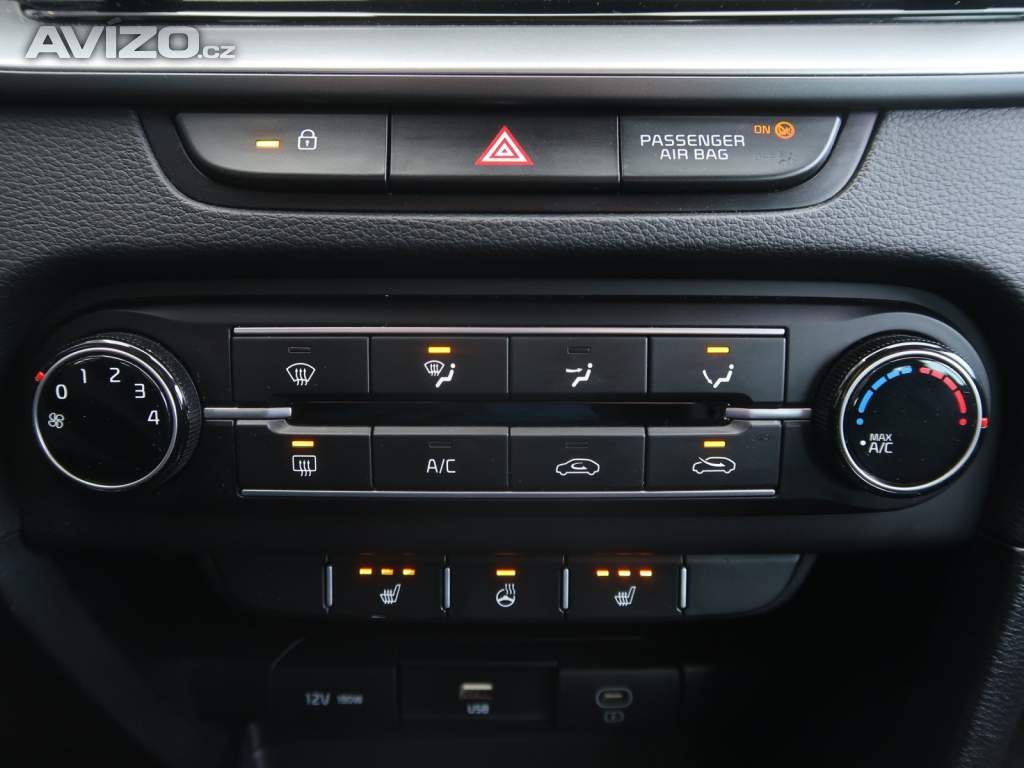 Foto inzerátu Kia Ceed 1.5 T-GDI