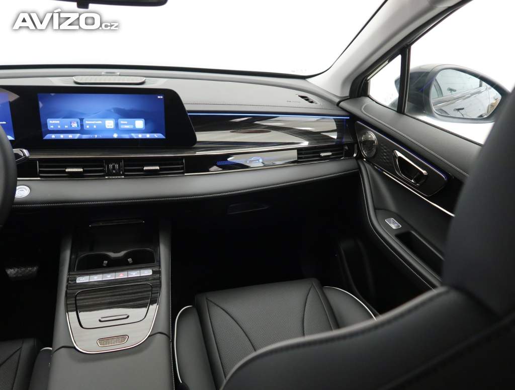 Foto inzerátu Omoda 5 1.6 T