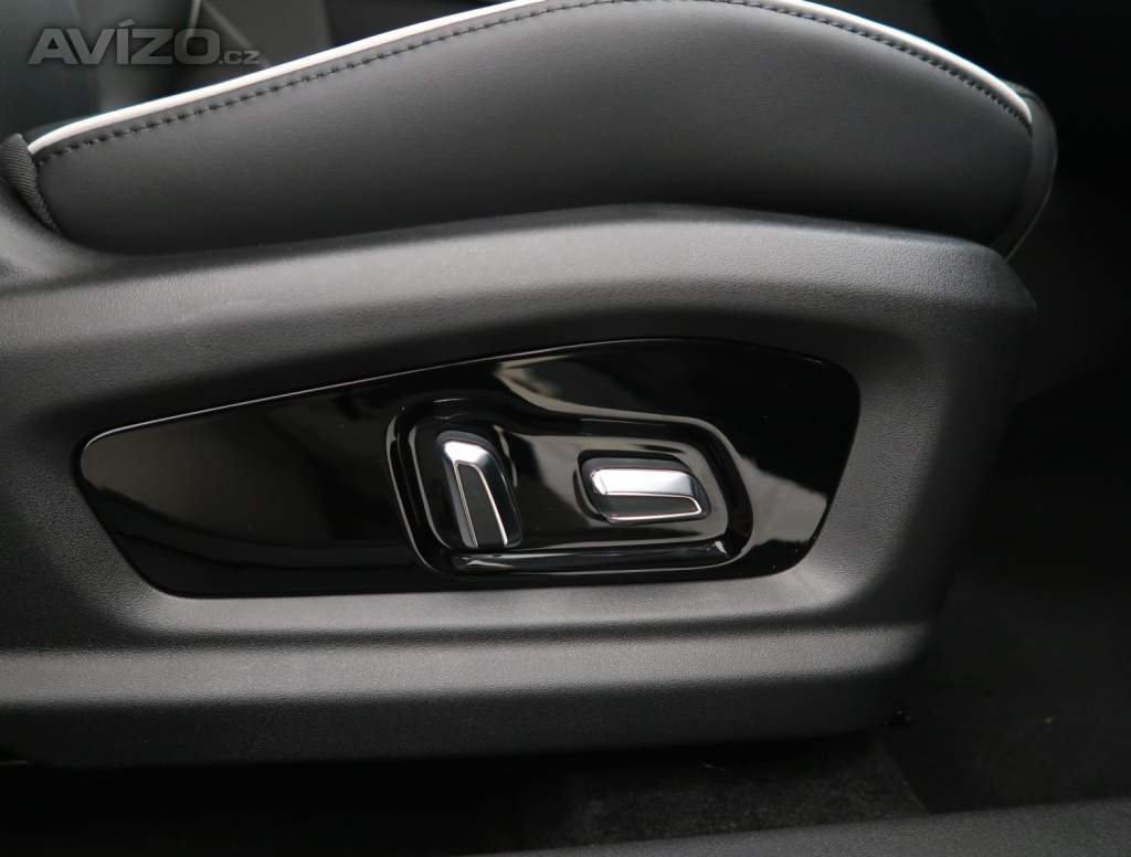 Foto inzerátu Omoda 5 1.6 T