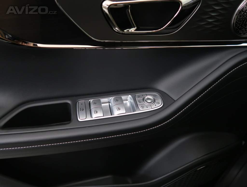 Foto inzerátu Omoda 5 1.6 T