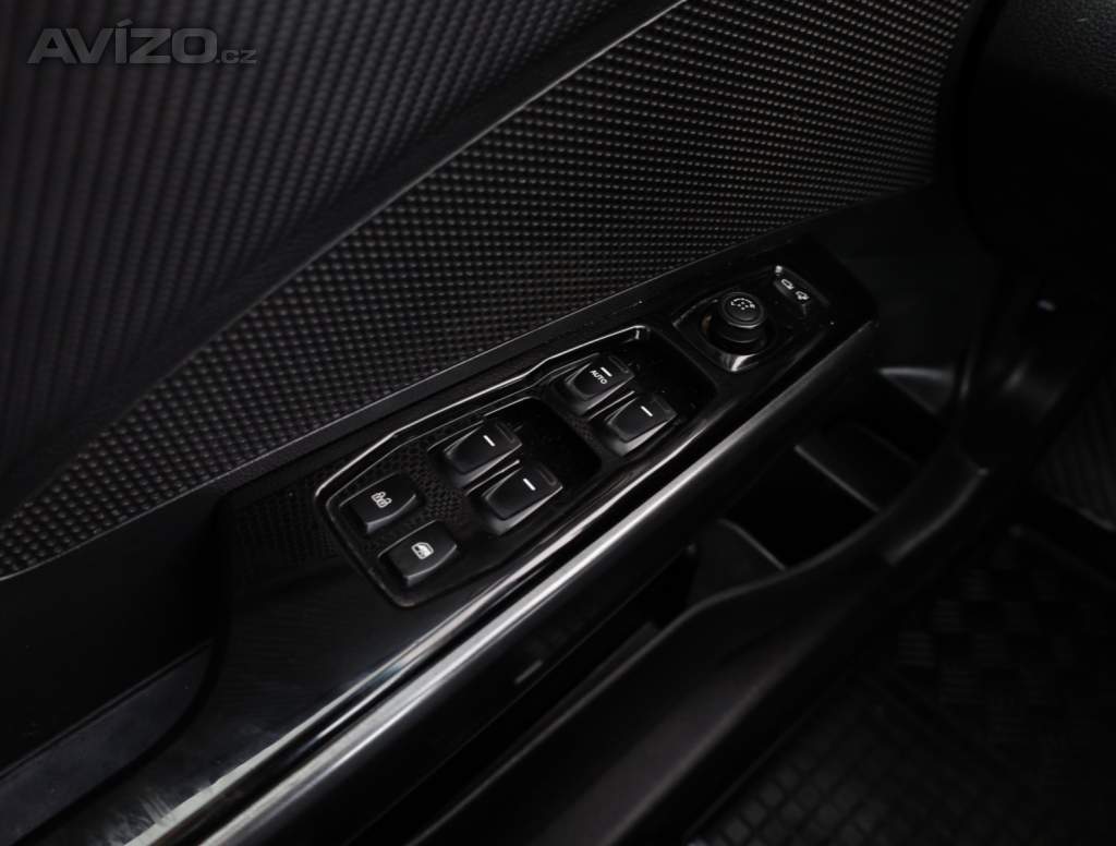 Foto inzerátu SsangYong Tivoli Grand 1.5 T-GDI