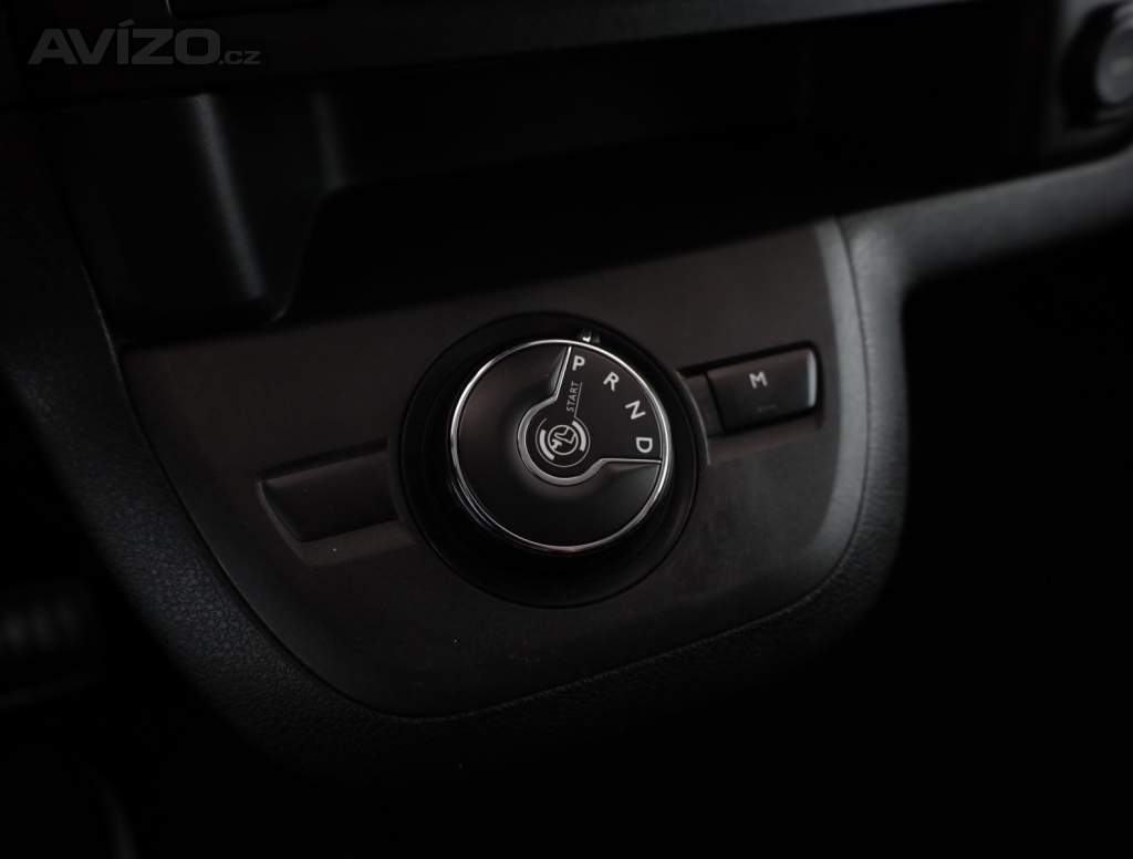 Foto inzerátu Peugeot Traveller 2.0 BlueHDi