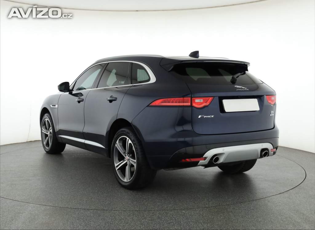 Foto inzerátu Jaguar F-Pace 30d AWD