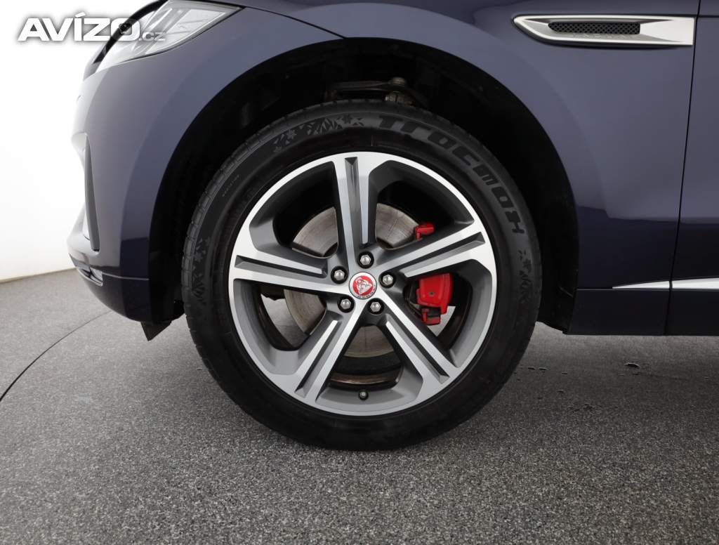 Foto inzerátu Jaguar F-Pace 30d AWD