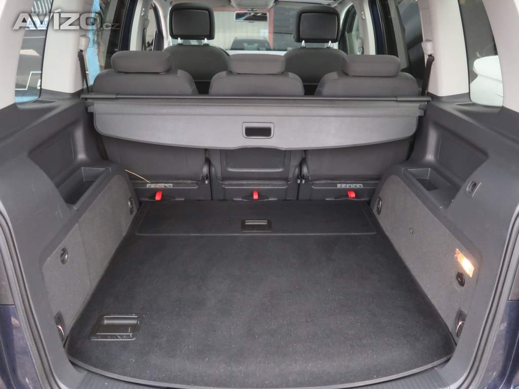 Foto inzerátu Volkswagen Touran 2.0 TDI