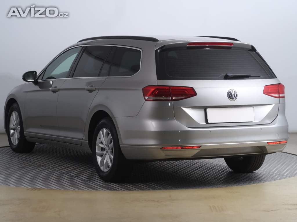 Foto inzerátu Volkswagen Passat 2.0 TDI