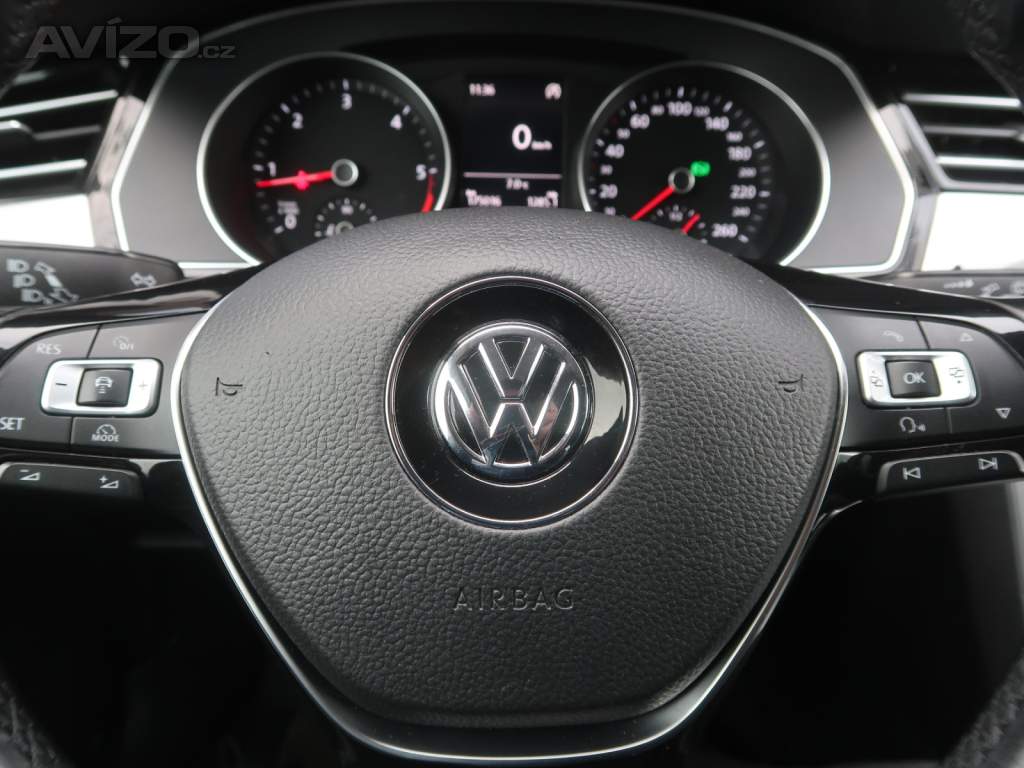 Foto inzerátu Volkswagen Passat 2.0 TDI
