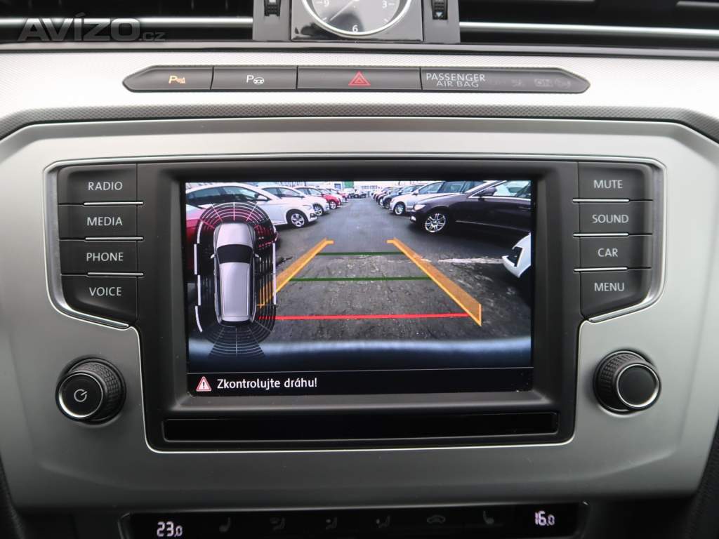 Foto inzerátu Volkswagen Passat 2.0 TDI