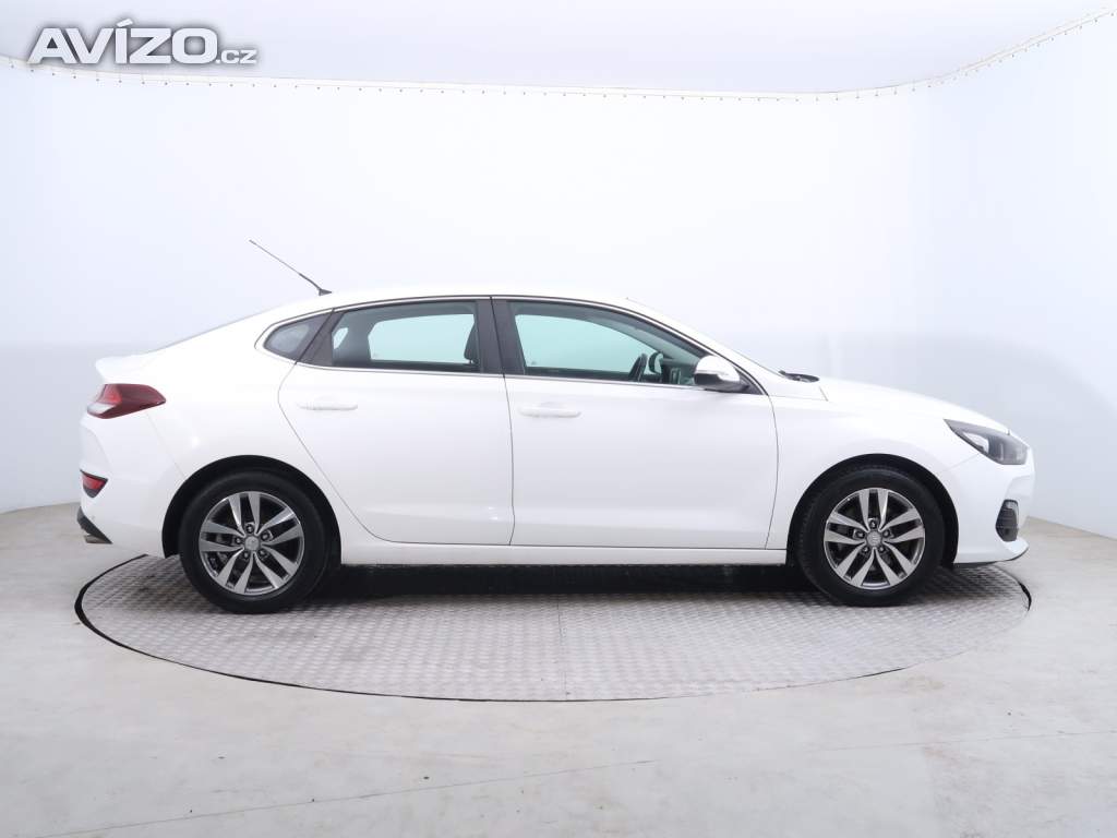 Foto inzerátu Hyundai i30 Fastback 1.0 T-GDI