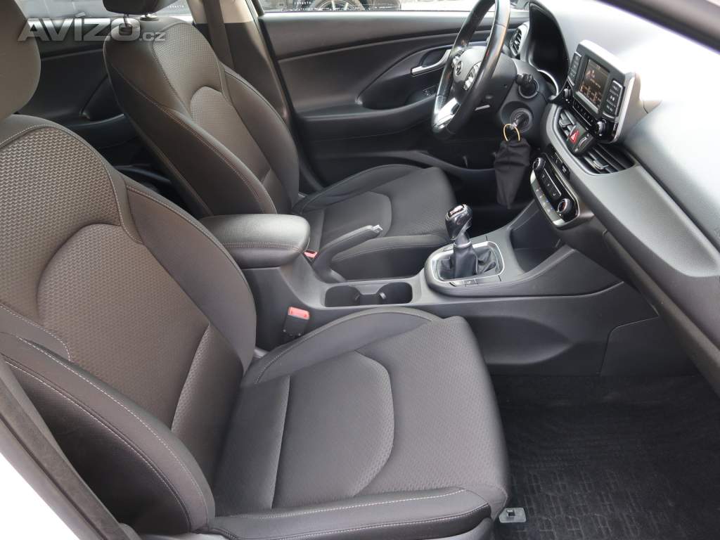 Foto inzerátu Hyundai i30 Fastback 1.0 T-GDI