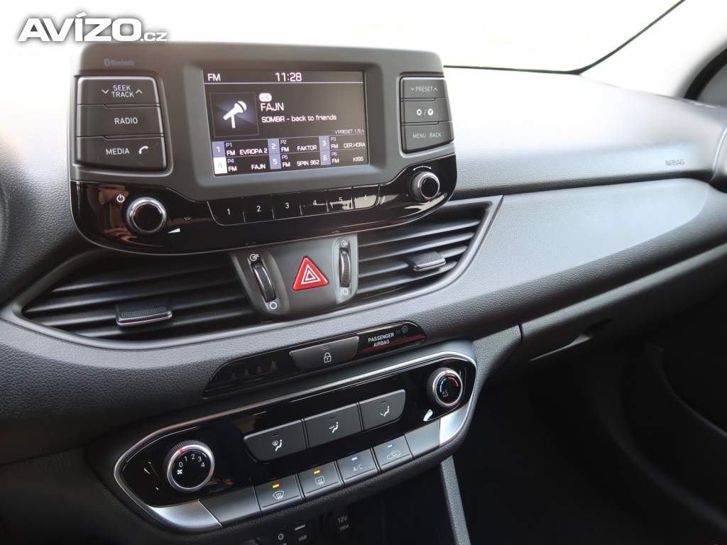 Foto inzerátu Hyundai i30 Fastback 1.0 T-GDI