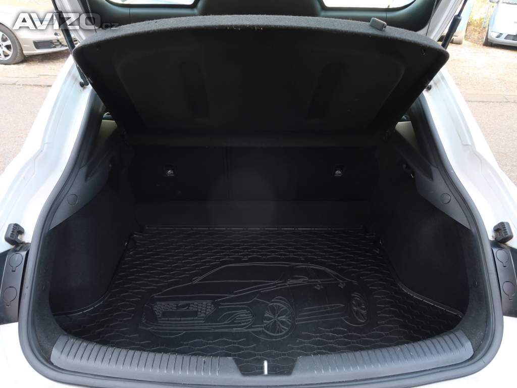 Foto inzerátu Hyundai i30 Fastback 1.0 T-GDI