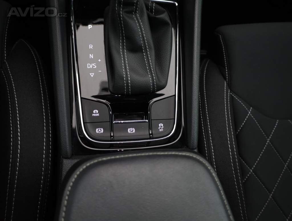 Foto inzerátu Škoda Karoq 1.5 TSI